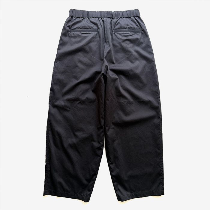 Silicon Poplin Two Tuck Easy Pants / Black