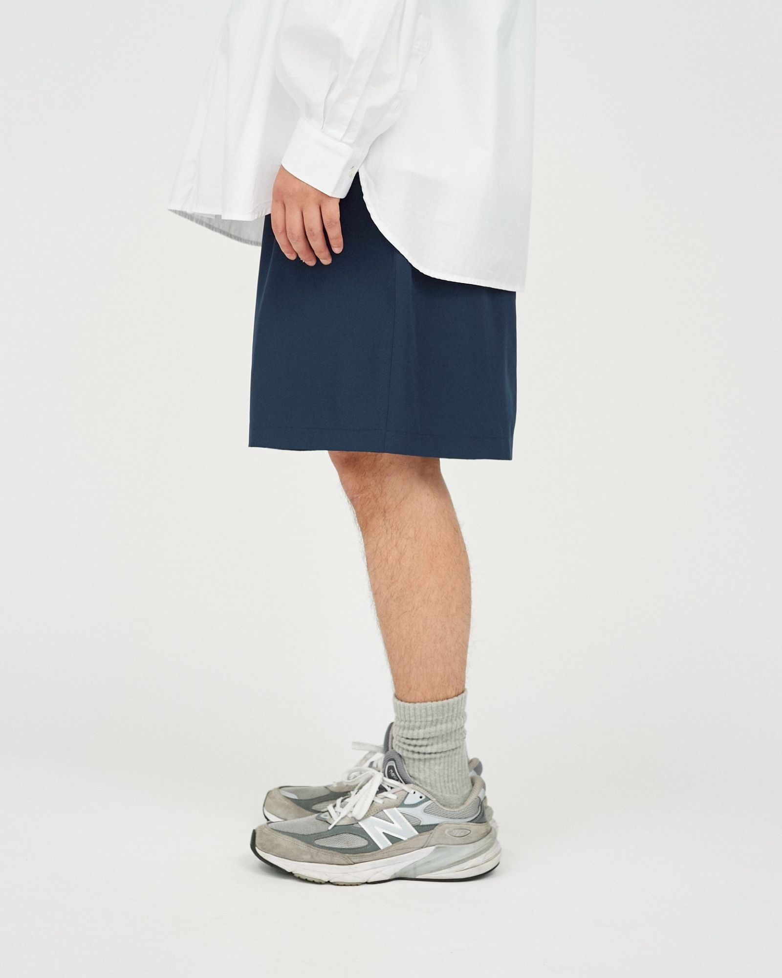 ALL WEATHER SHORTS / NAVY