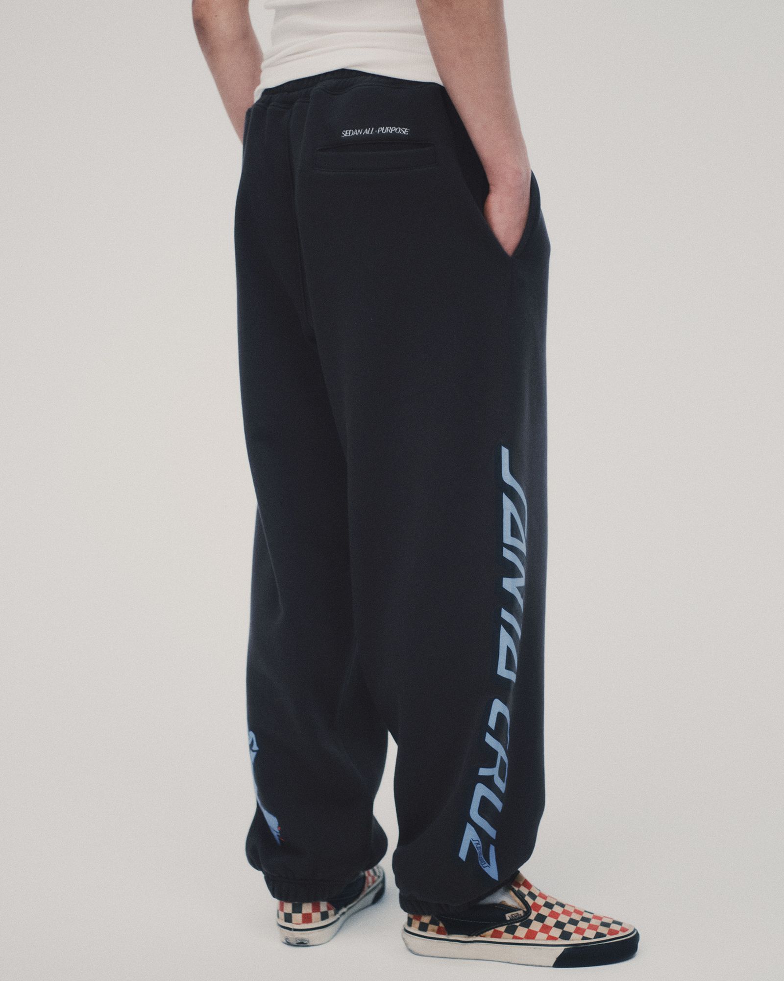 SANTA CRUZ / SCREAMING HAND SWEATPANTS / Faded Black