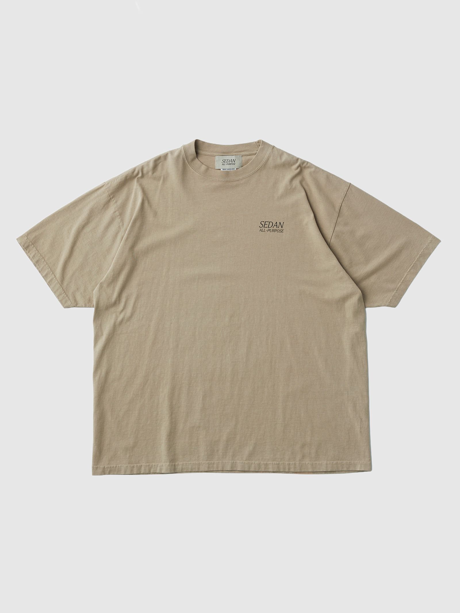 SEDAN ALL-PURPOSE - GARMENT DYED S/S TEE / BROWN | Stripe Online Store