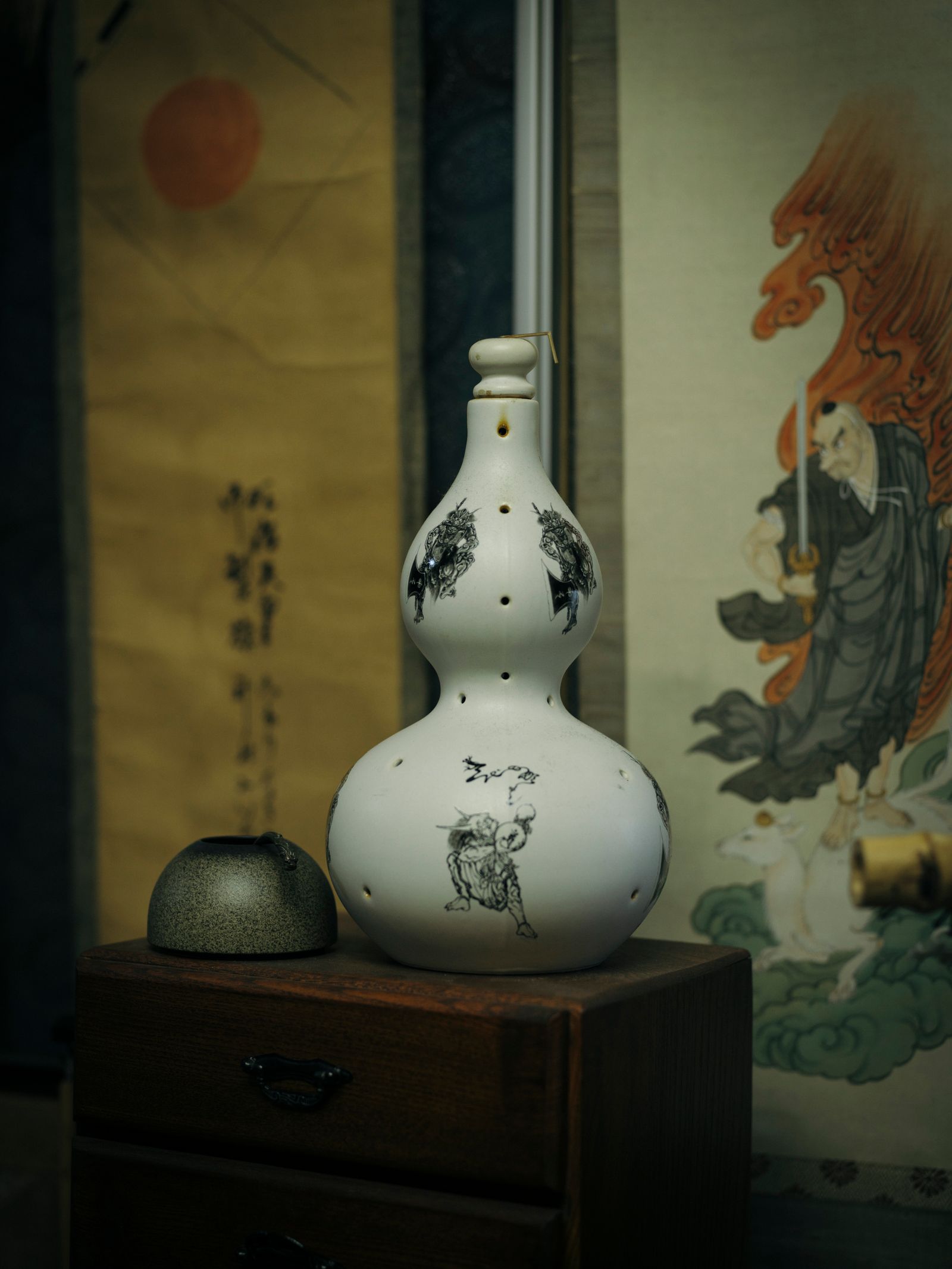 百鬼図 INCENSE HOLDER / OFF WHITE