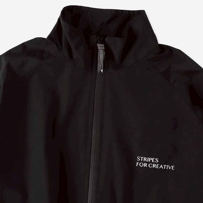 ZIP NYLON SPORTY JACKET | BLACK