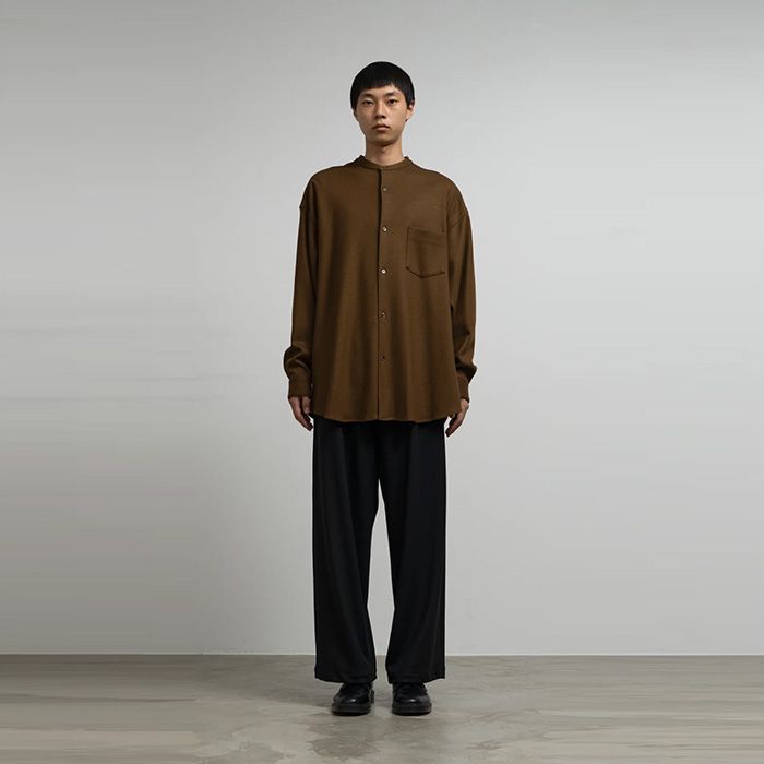 Wool Smooth Flannel Oversized Band Collar Shirt  / BROWN