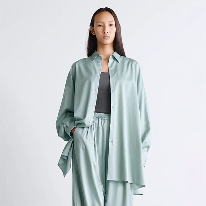 Silicon Poplin Deep Slit Regular Collar Shirt / Smoke Blue