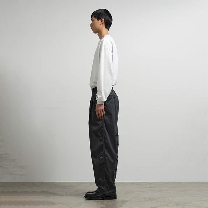 Garment Dyed Typewritter Oversized Slacks / Black