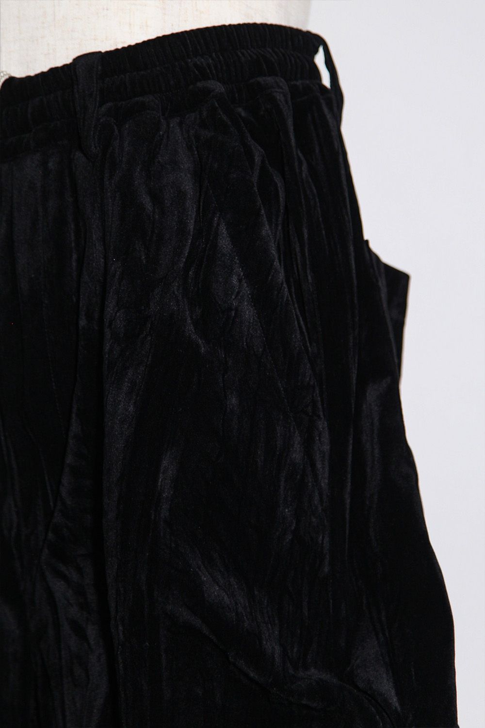 ベロアタックワイドパンツ / TUCK WIDE PANTS / ブラック / ag-12035-1