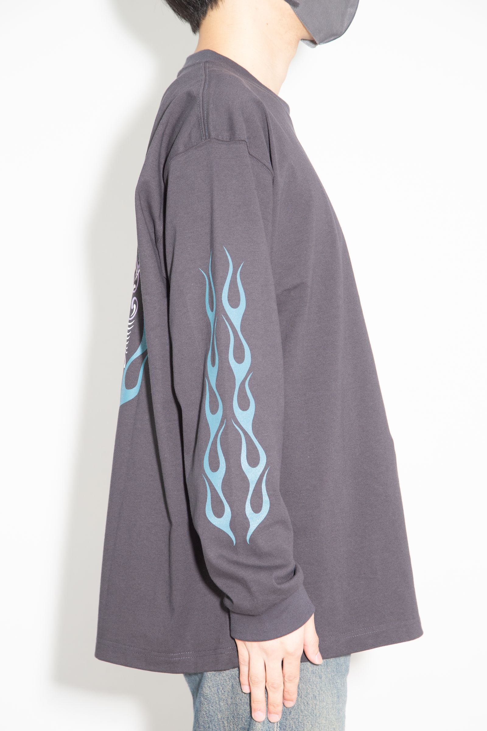 VINTAGE TYPE FLAME LOGO PINSTRIPING L/ S TEE ＜NATURALLY PAINT DESIGN＞ / ブラック