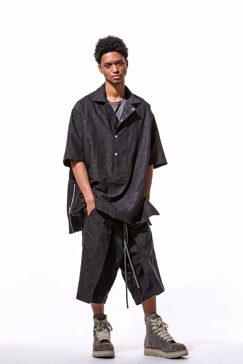 [ラスト1点 サイズ1] ペイズリー袴タックショーツ / Paisley Front Zip Tuck Shorts / ブラック / ag-9061-1