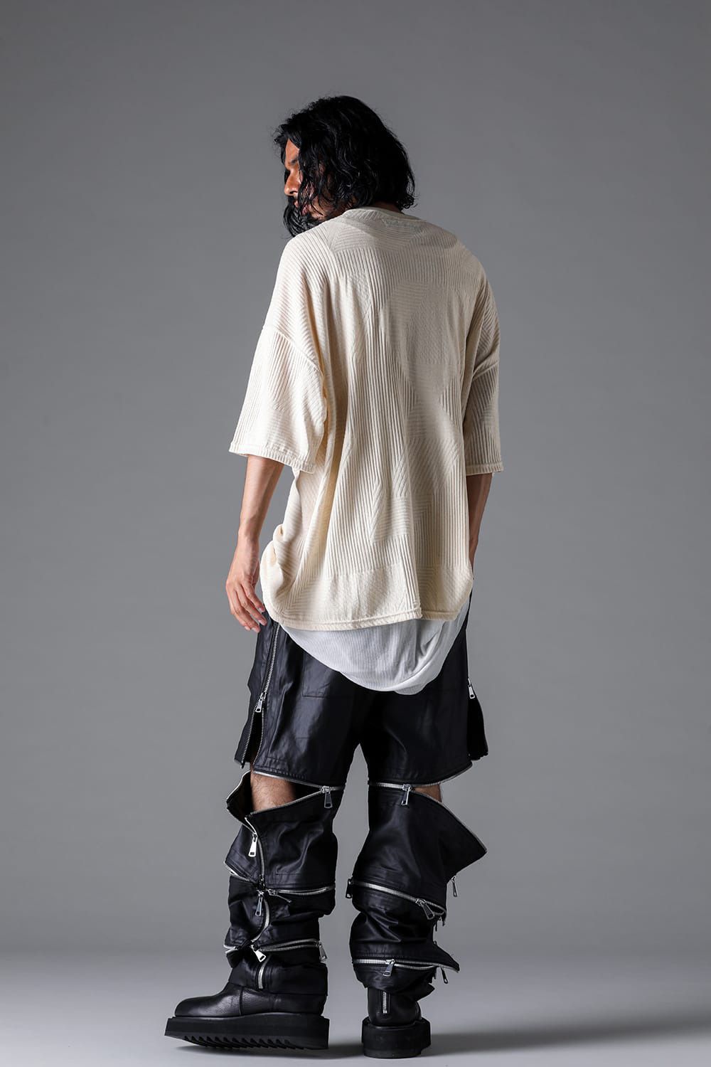 DEFORMED STRIPE PATTERN JUMBO TEE / ブラック