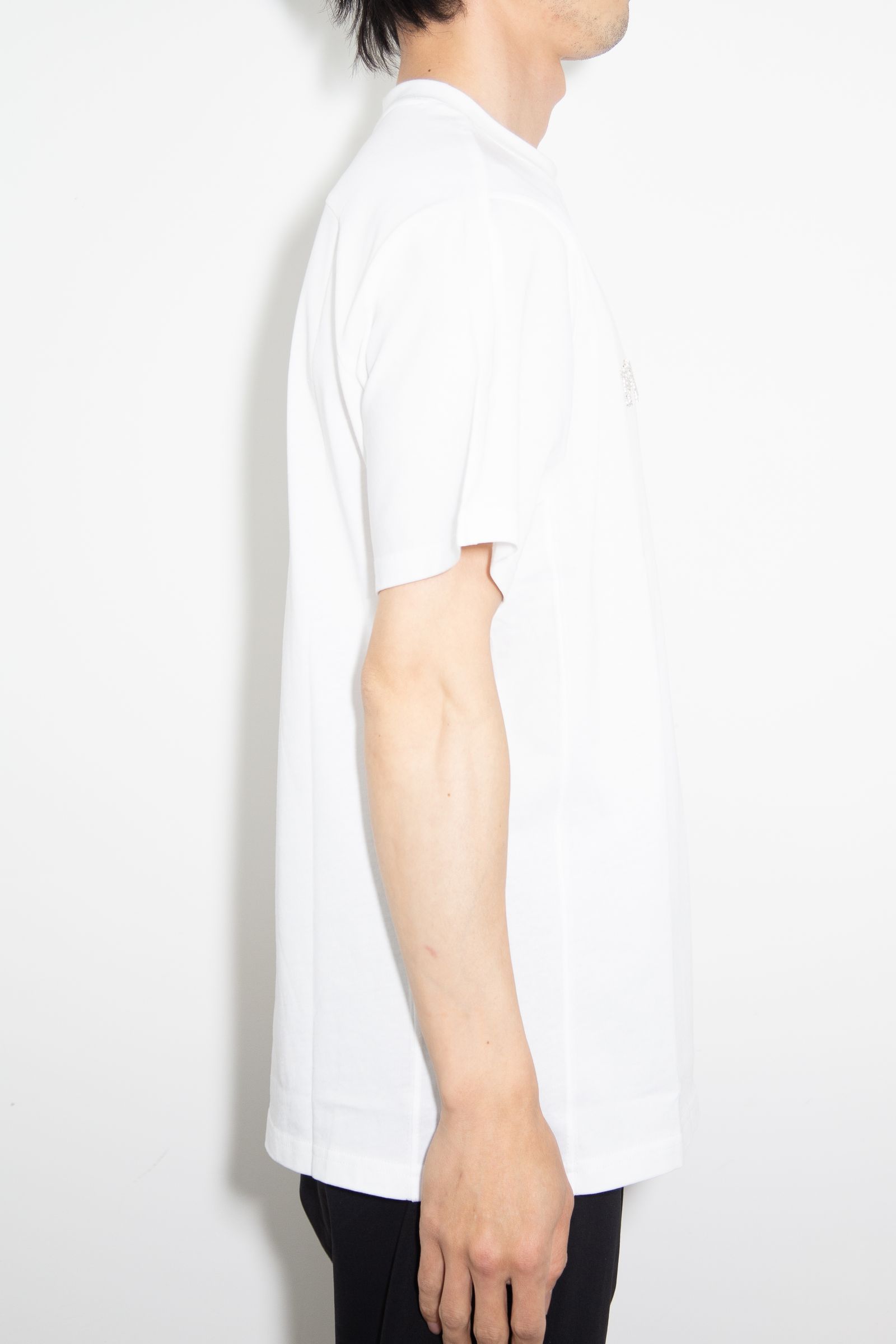 BEADED LOGO T-SHIRT / ホワイト