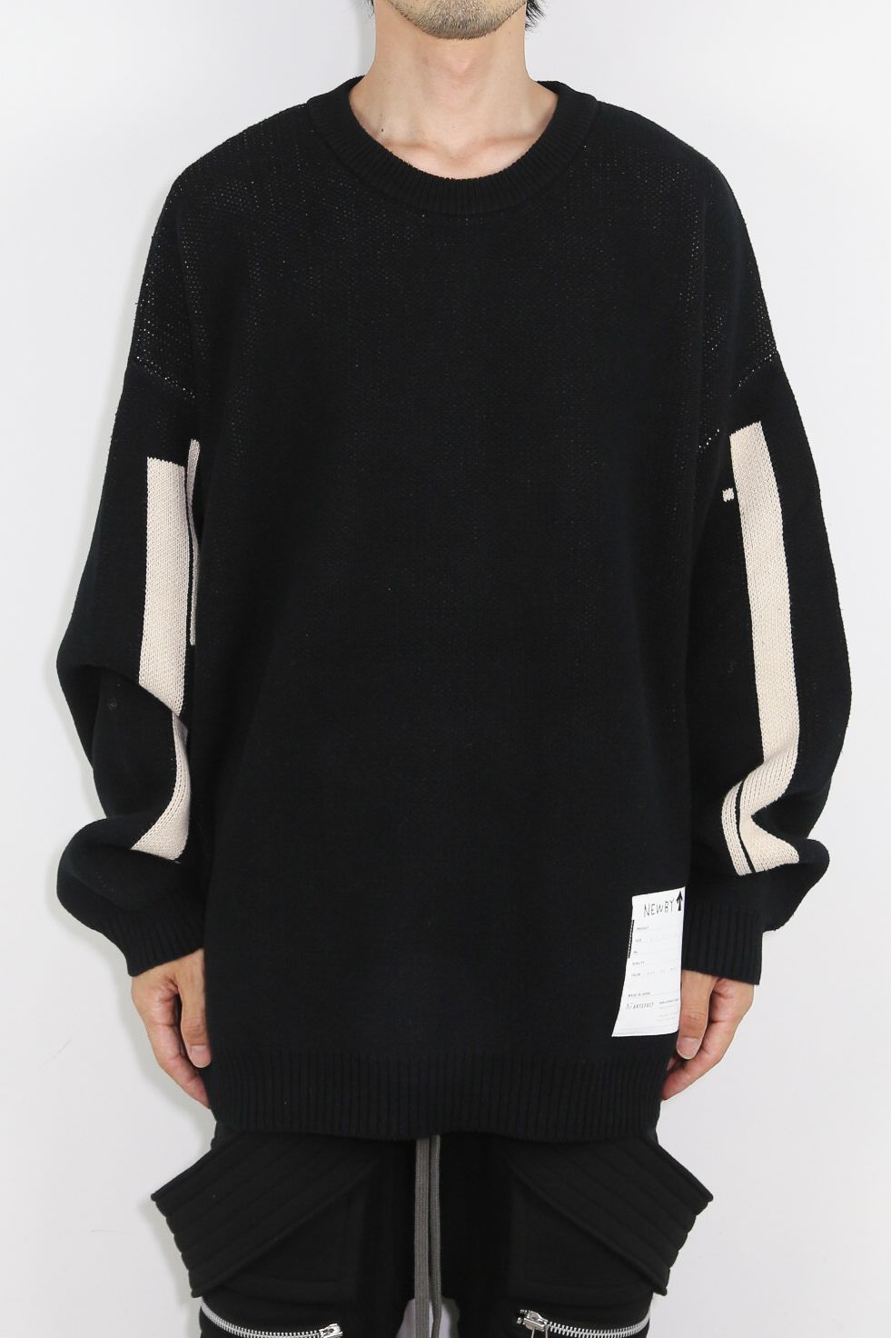 ジオメトリックパターンニット / Geo Pattern Knit Top / ブラック×アイボリー