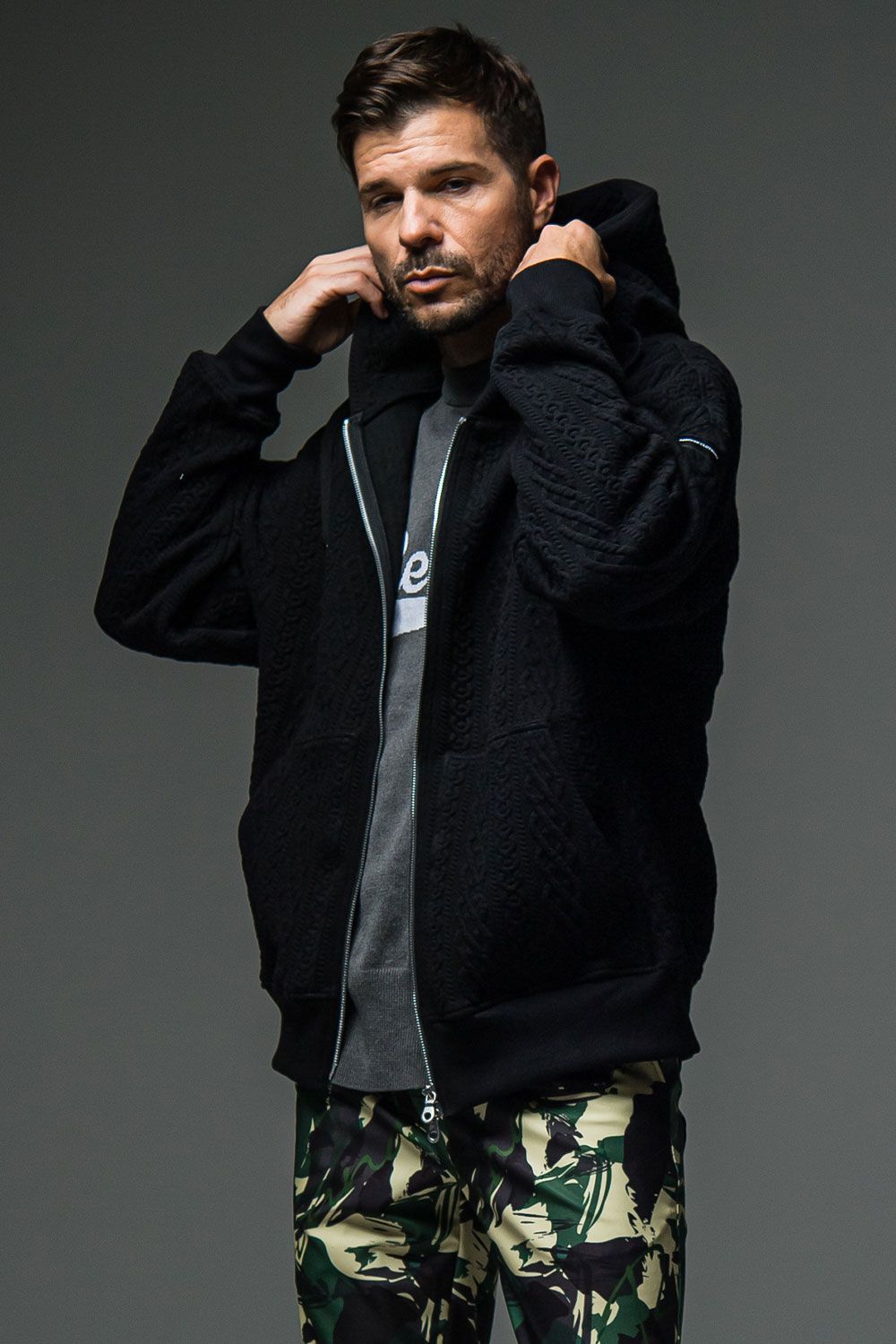 ROPE zip loose hoodie / ブラック
