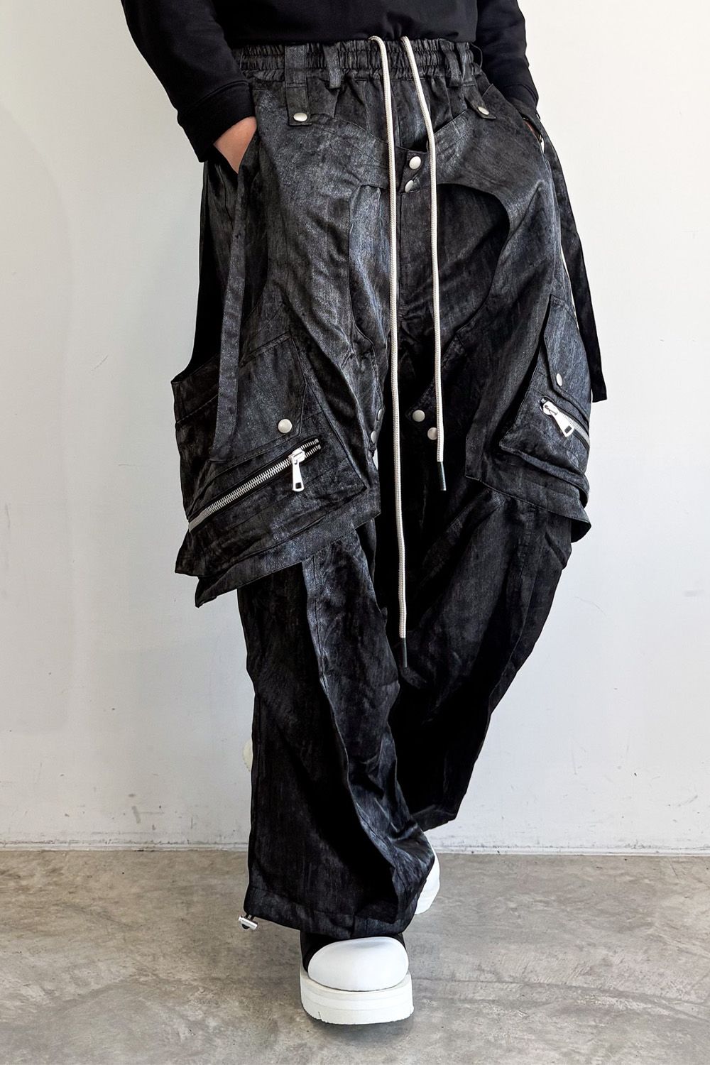 PARACHUTE CARGO WIDE / ブラック