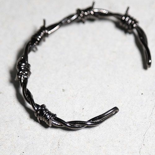 スパインバングル / SPINE BANGLE / ブラック