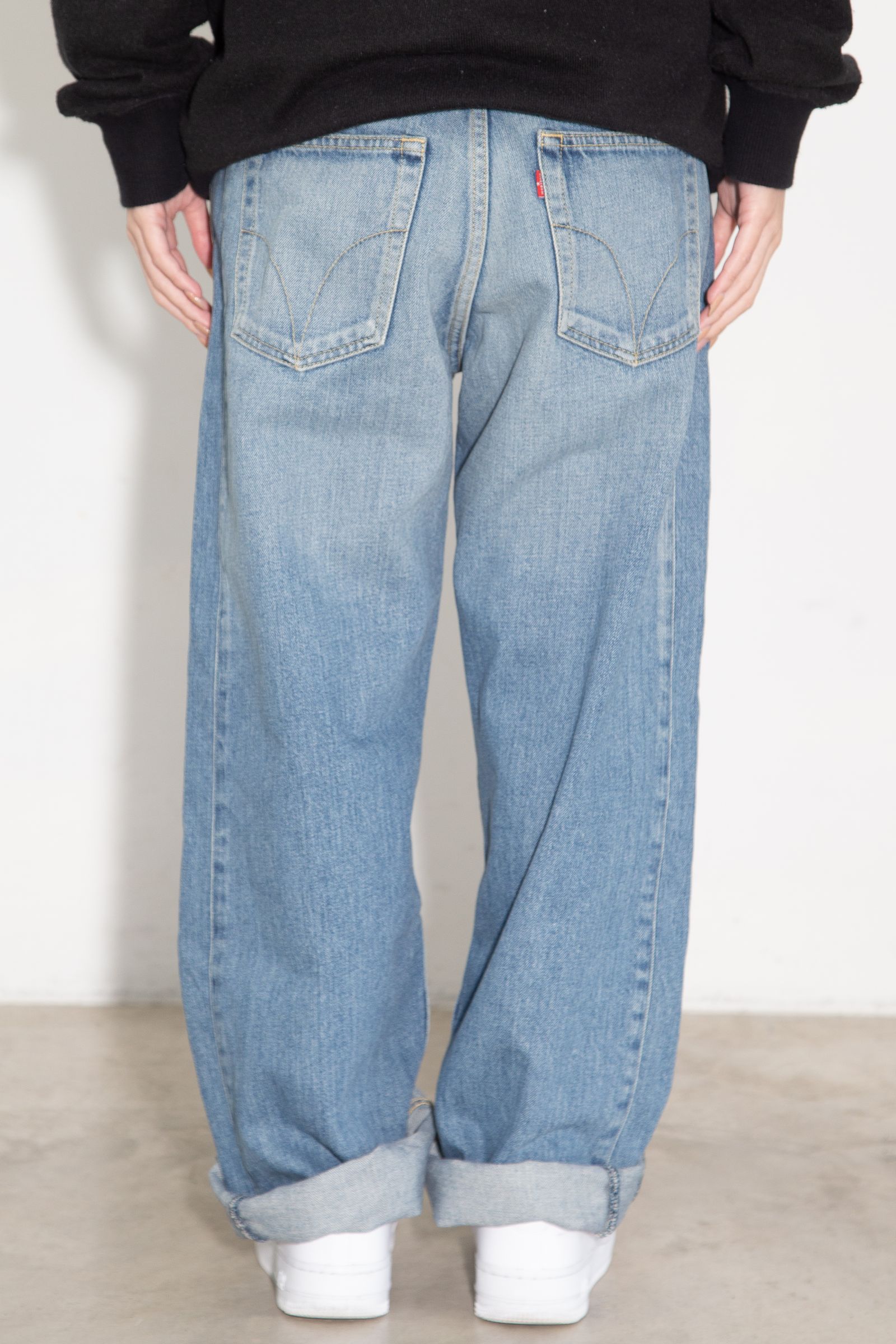 RESIZE加工 デニムストレートパンツ / ライトインディゴ