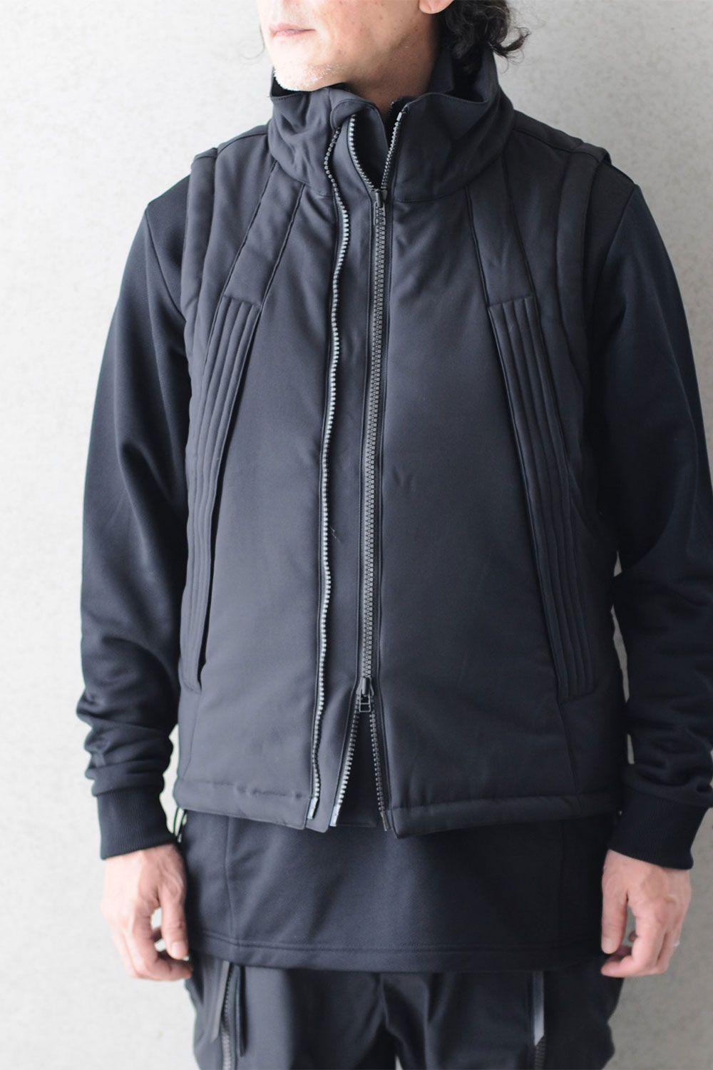 MOUNTAIN JERSEY VEST / ブラック
