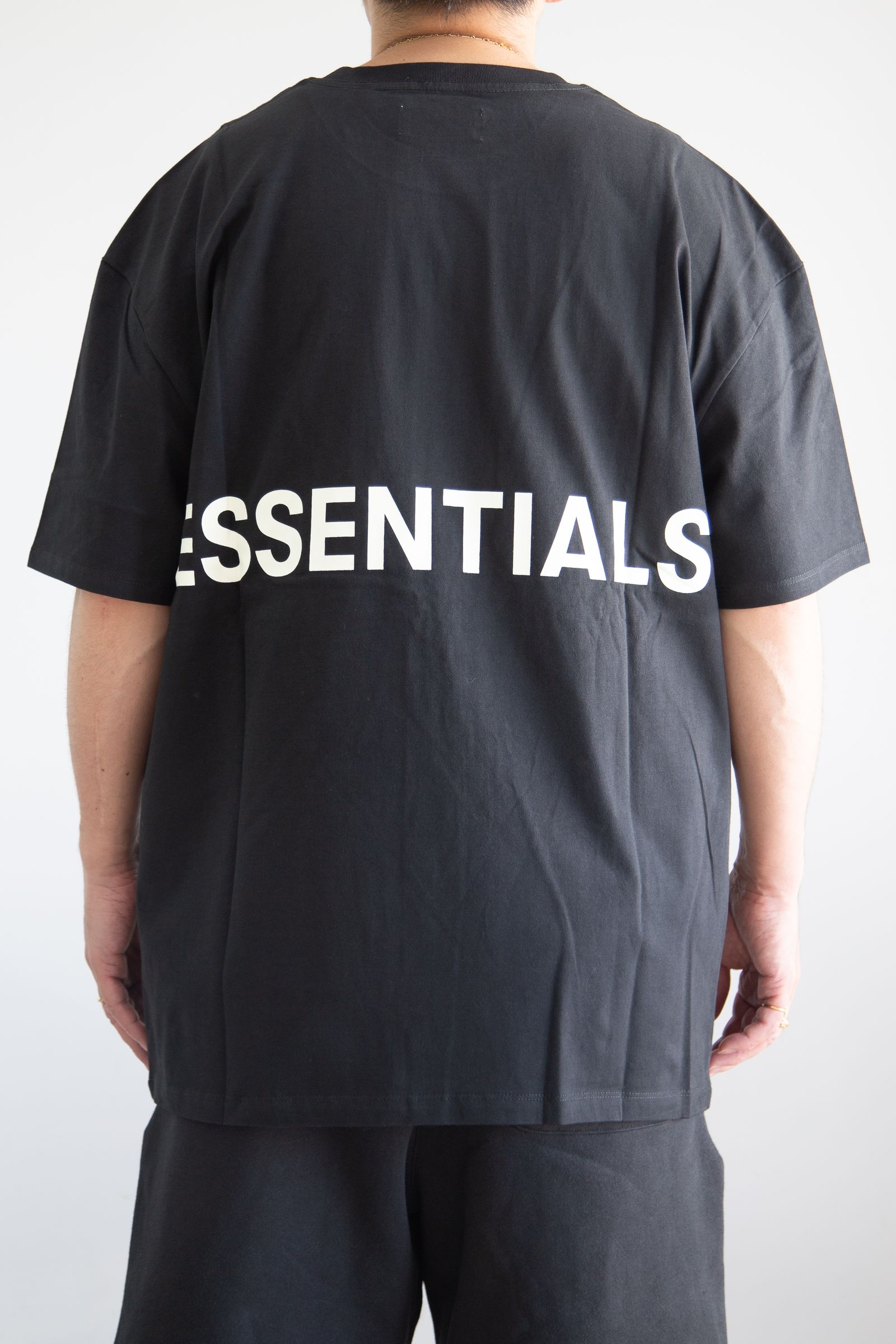 BACK LOGO S/S TEE / ブラック