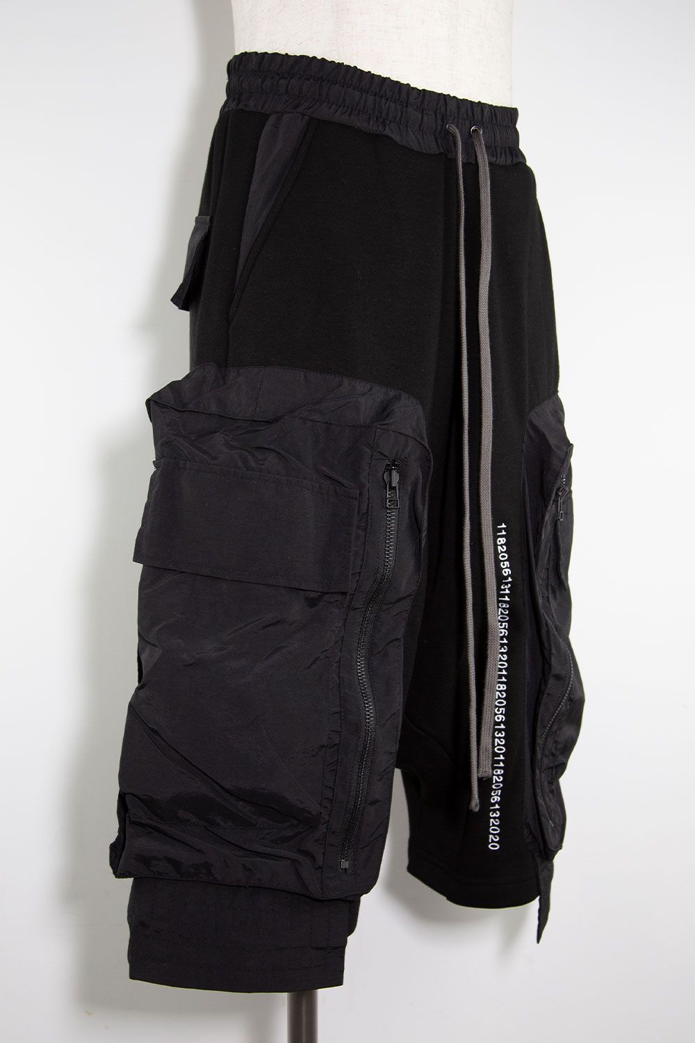 ナイロンコンビボンバーヒートショーツ / Nylon×Bomber Heat Shorts / ブラック