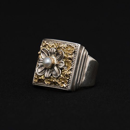 Athenian Flower Ring / GR088