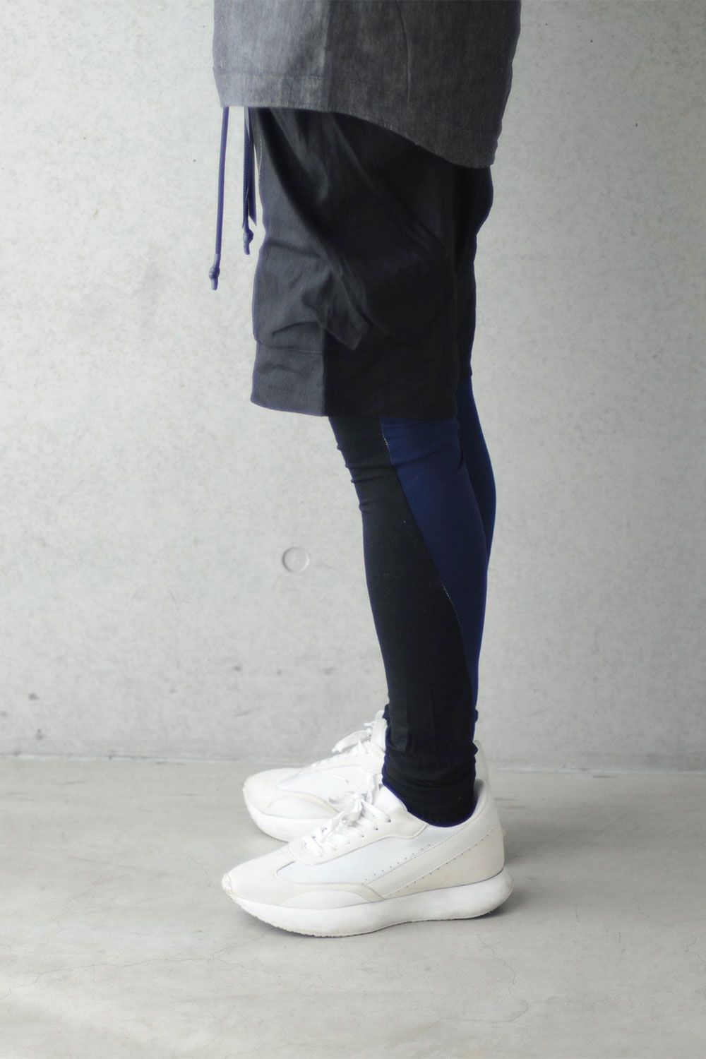BUSH SHORTS / ブラック