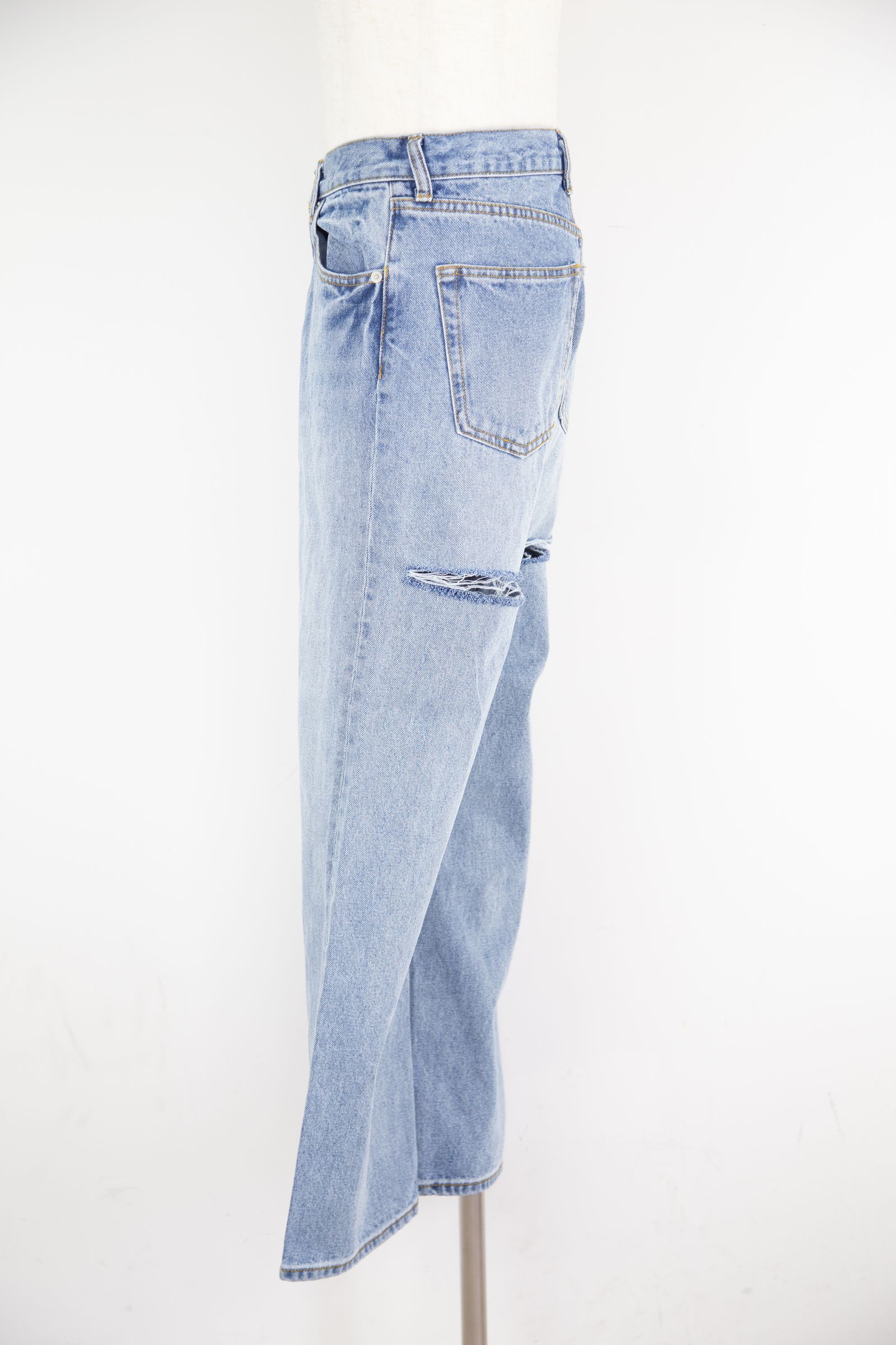 BACK SLIT DENIM PANTS / ライトインディゴ