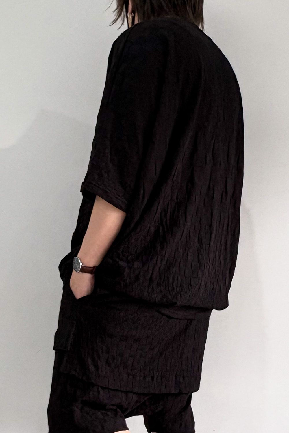 GRADIENT PLAID PATTERN DOLMAN TEE / ブラック