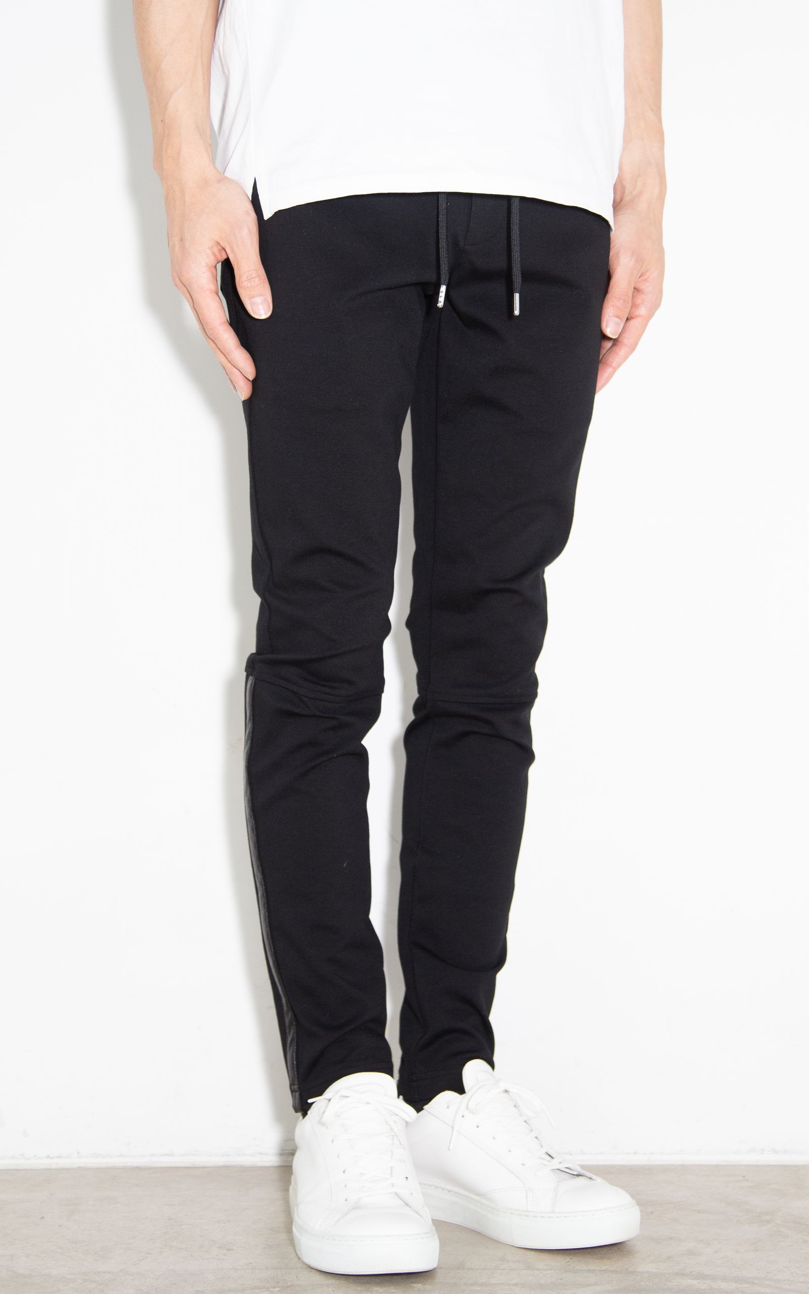【人気継続商品】 Audio PANTS / ブラックレザーブラック