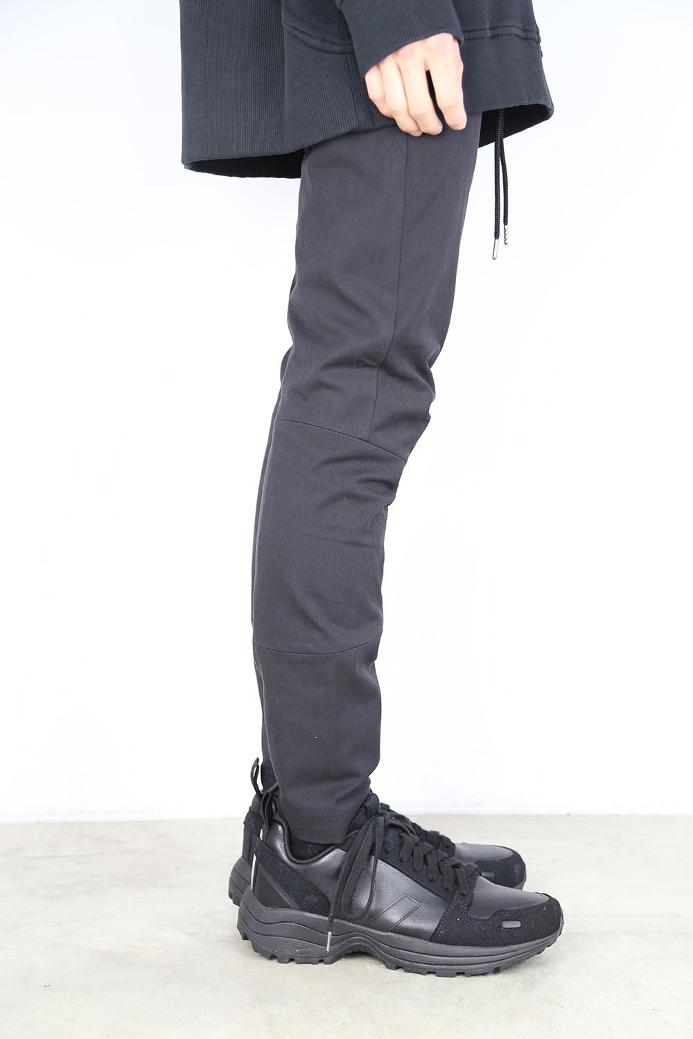 ATTACHMENT - CO/RY STRETCH TWILL BIKERS EASY PANTS / ブラック | Tempt