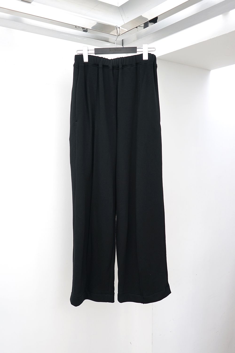 Center-Crease Straight Easy Sweat pants