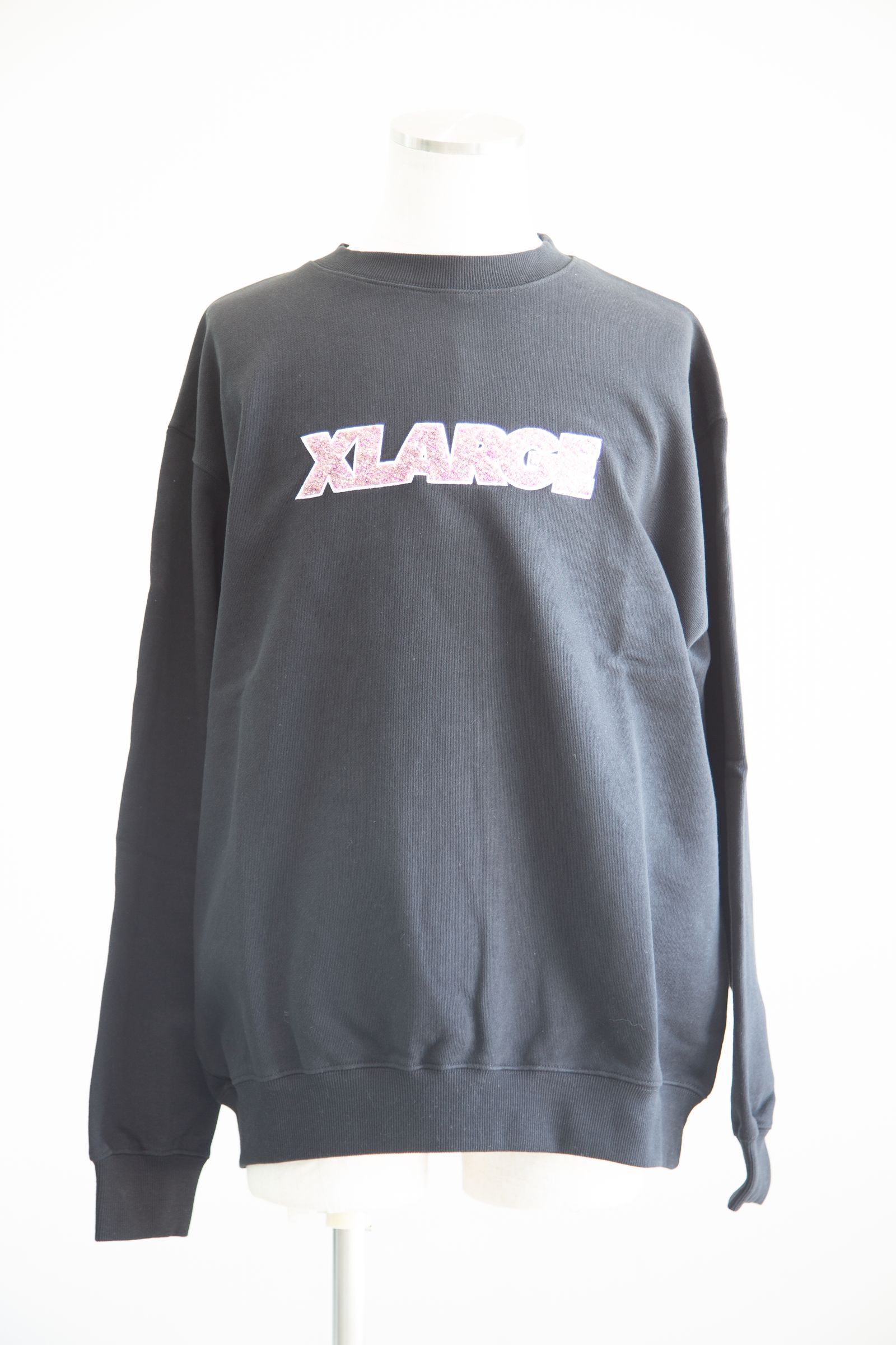 CHENILLE STANDARD LOGO CREWNECK SWEATSHIRT / ブラック