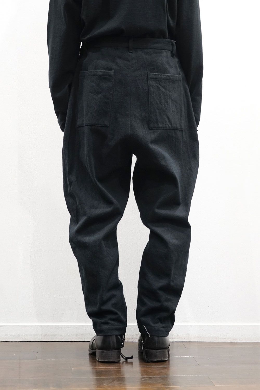 drop crotch tapered pants