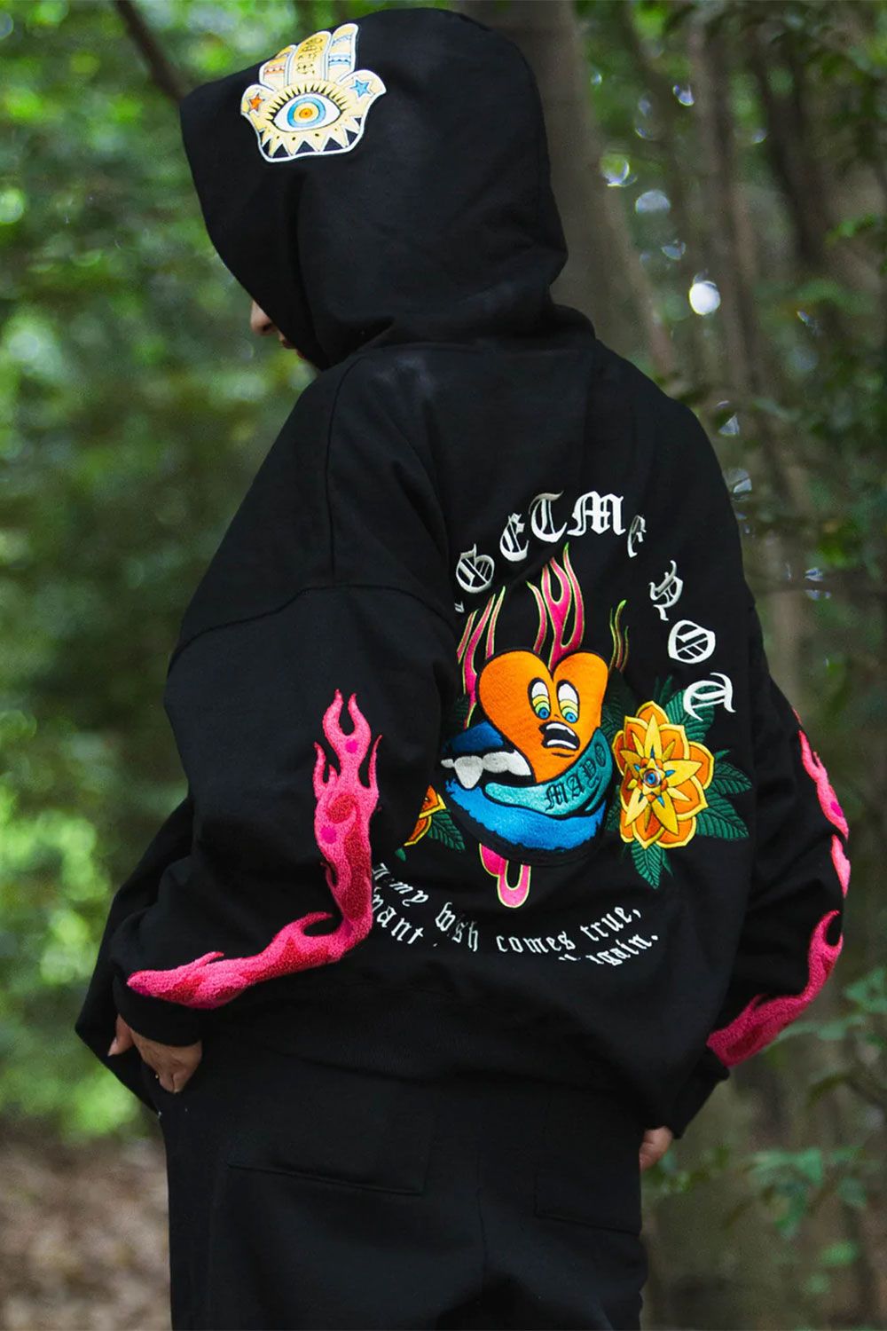 陰山織物謹製 MAYO/メイヨー Embroidery Rip Heart Hoodie | www