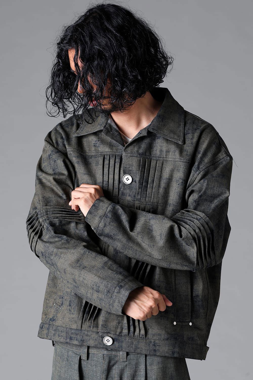 A.F ARTEFACT - BLENDED SHADES DENIM PIN TUCK BLOUSON - | Tempt