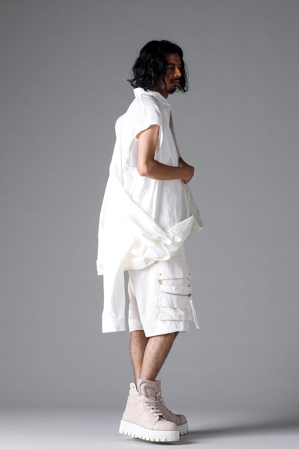 CARGO SHORTS / ブラック