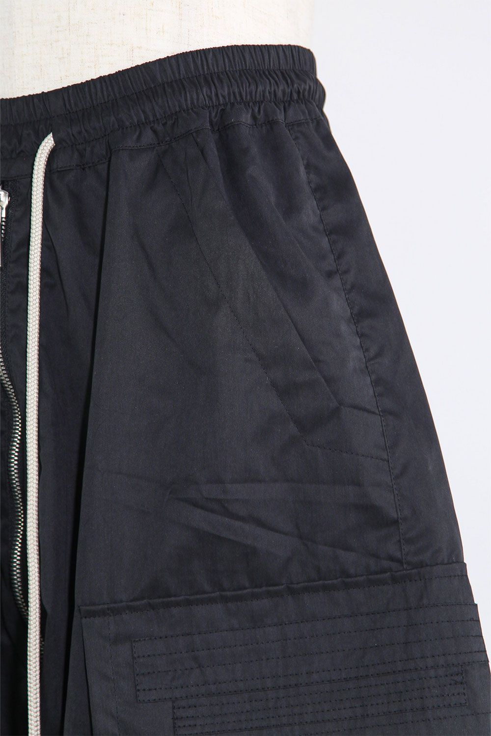 ナイロンカーゴショーツ / Nylon Cargo Pants / ブラック / ag-11023-2