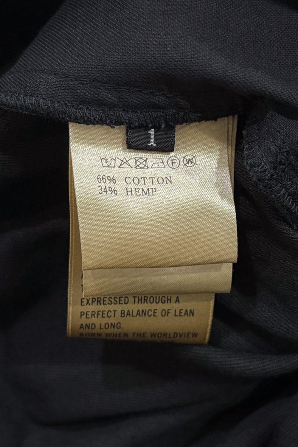 CARGO SHORTS / ブラック
