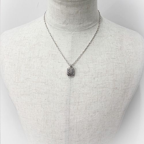 Garden Shadows Polygon Pendant in Sterling Silver / GP047