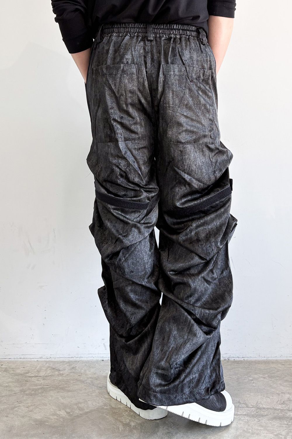 TUCK WIDE / ブラック