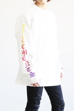 DEGRADE GOTHIC LOGO LONG SLEEVE / ホワイト