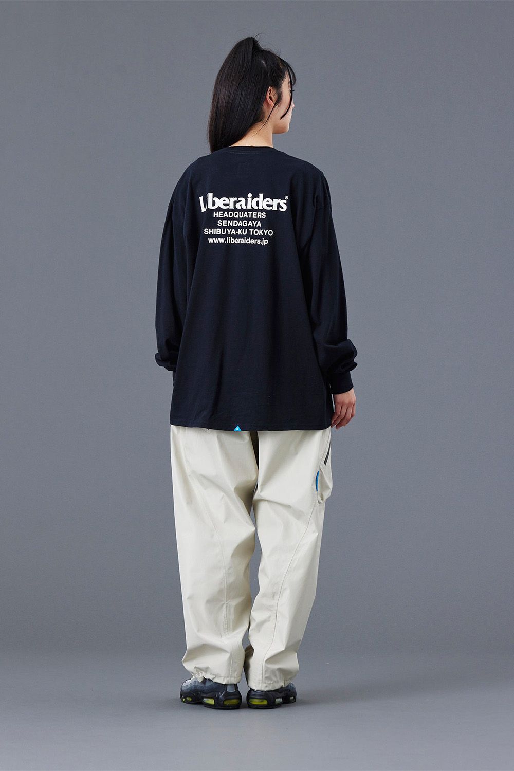 HEADQUARTERS L/S TEE / ブラック