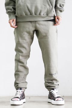 FRONT LOGO REFLECTOR SWEAT PANTS / セージ