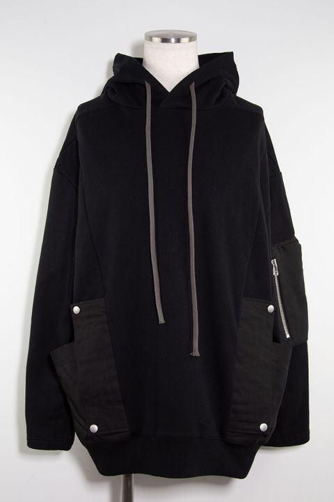 【L'Arc〜en〜Ciel,VAMPS hydeさん着用】ナイロンコンビフーディープルオーバー / Combi Hoodie Pullover / ブラック