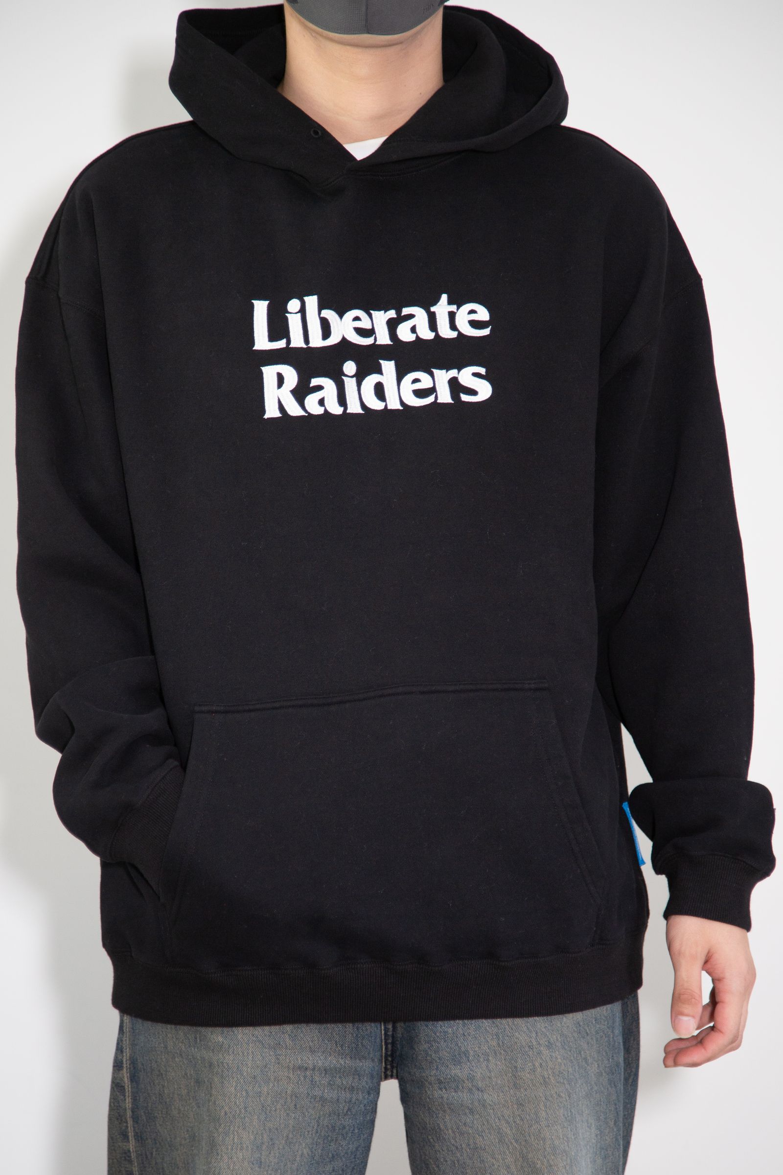 LR EMBROIDERY HOODIE / ブラック
