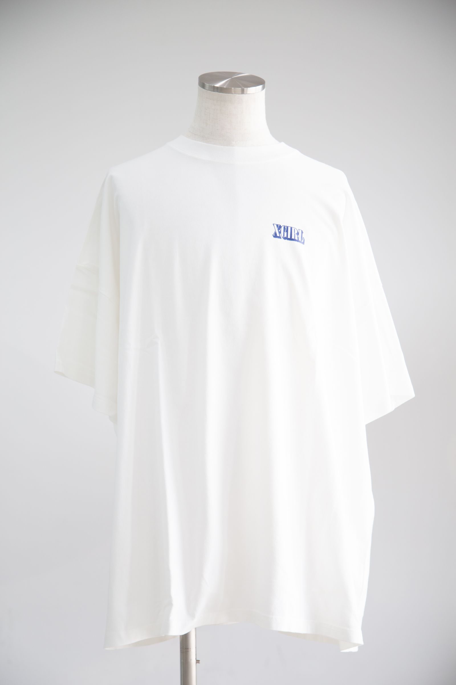 CIRCLE BACKGROUND FACE LOGO S/S BIG TEE DRESS / ホワイト