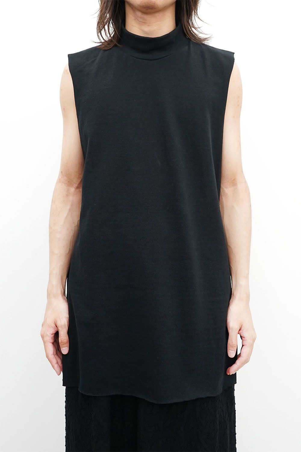 High Neck Sleeveless Pullover / ブラック