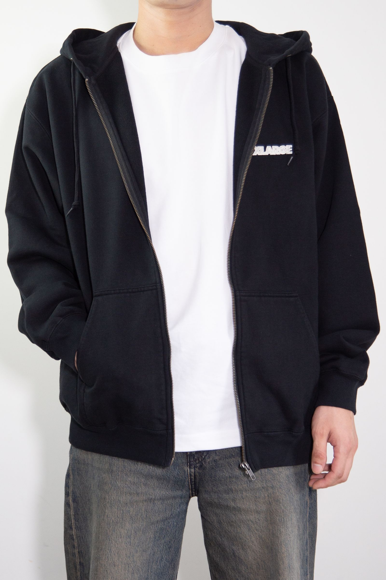 SLANTED OG ZIP HOODED SWEATSHIRT / ブラック