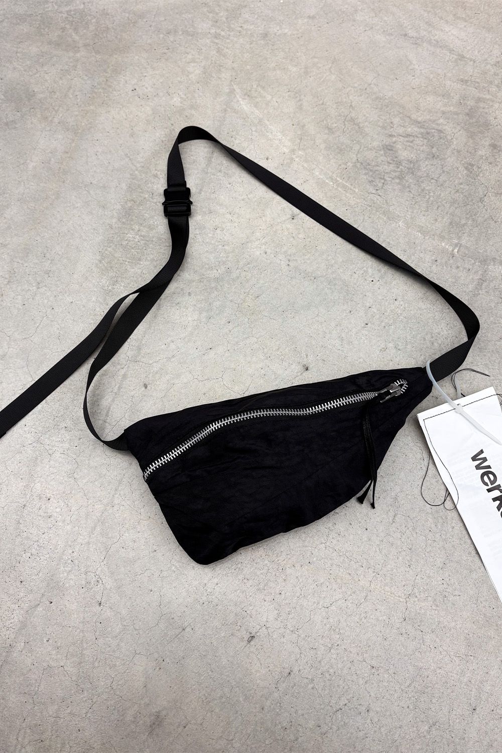 NYLON 1 / ブラック