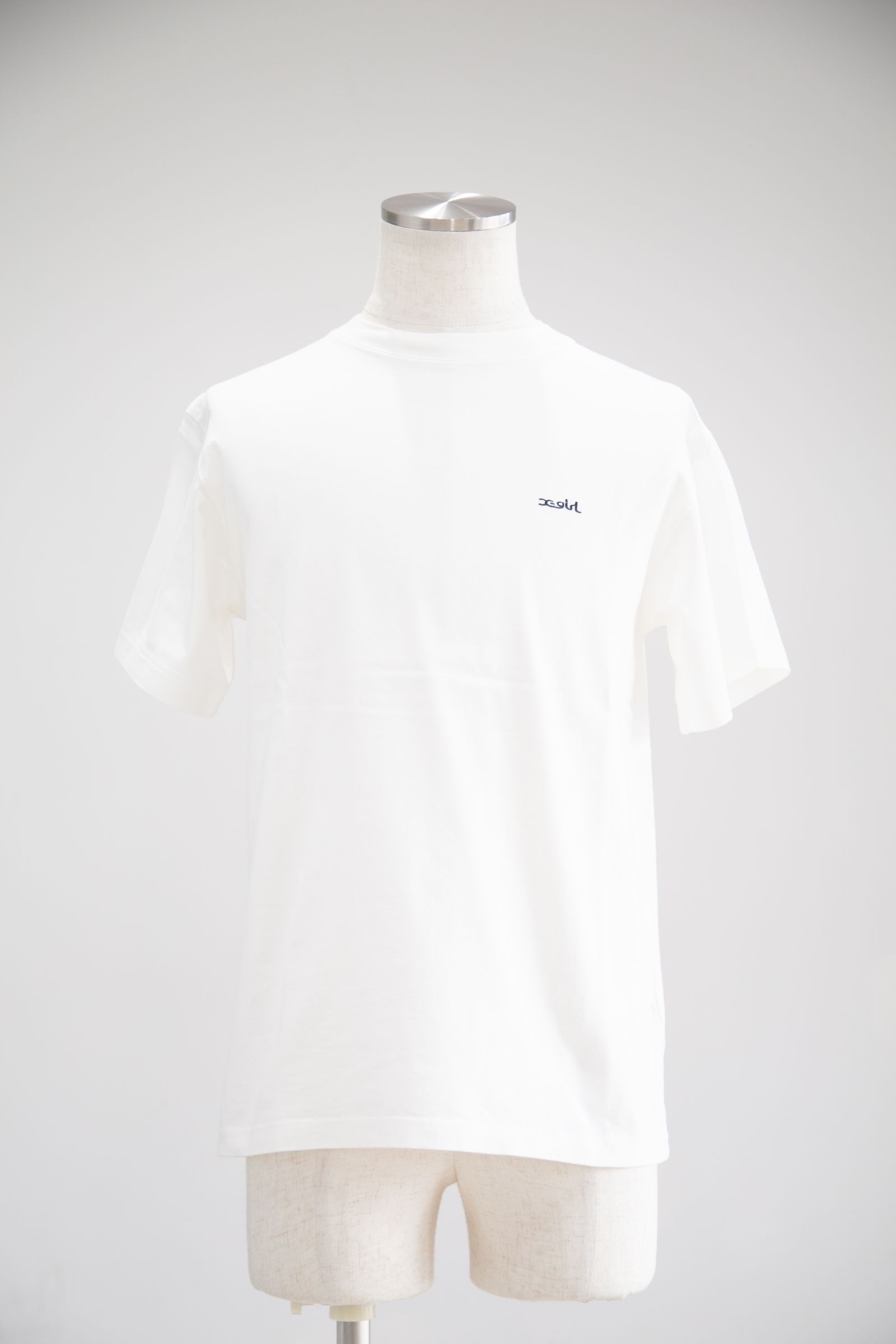 X-girl - FACE S/S TEE / ホワイト | Tempt