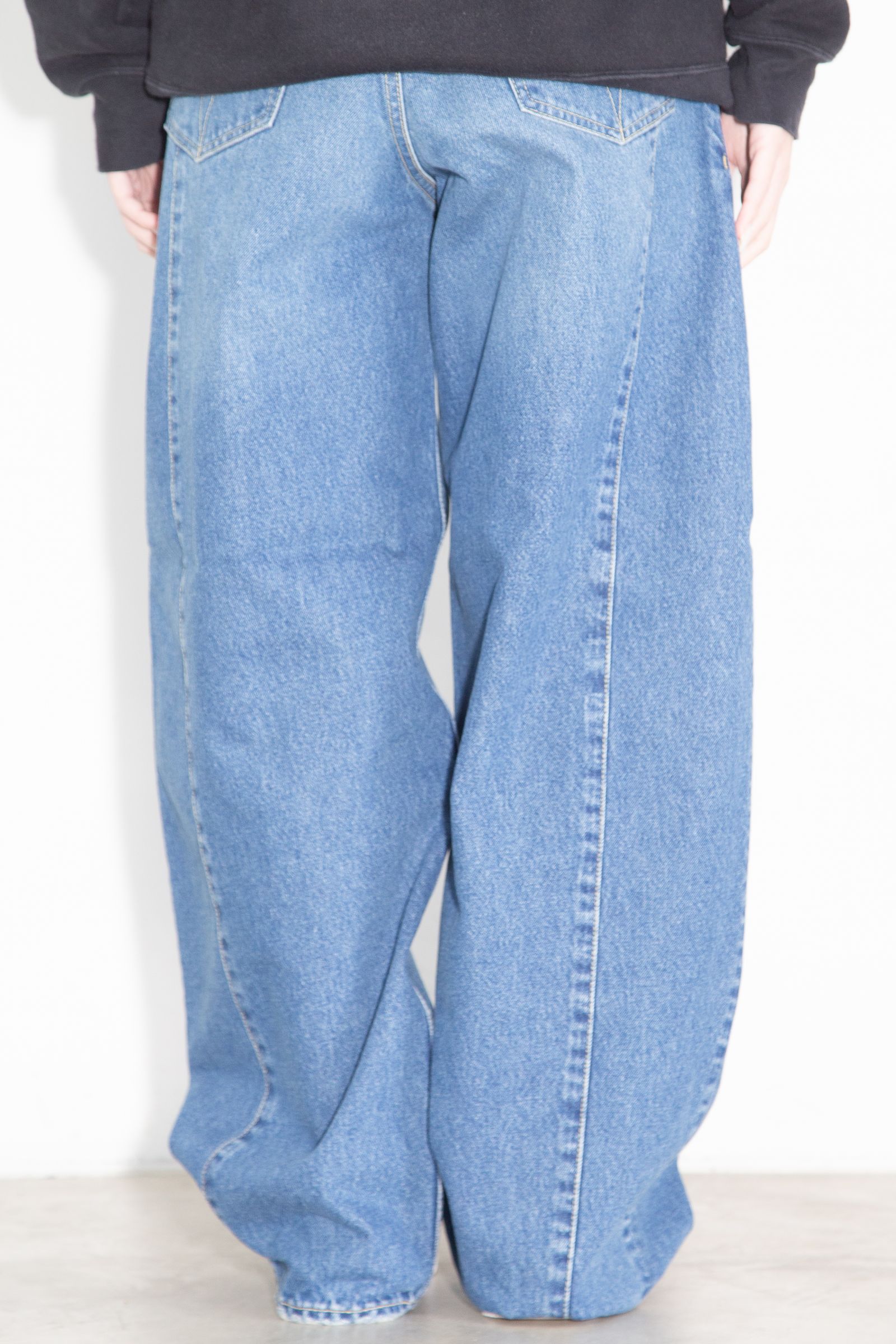 カーブデニムパンツ / ライトインディゴ