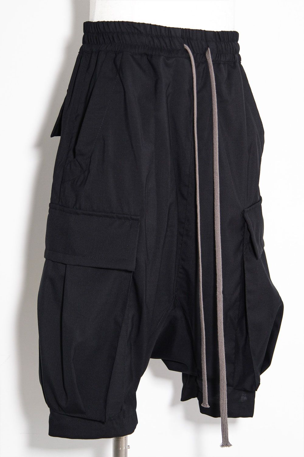 サマーウールタックポケットショーツ / Tuck Pocket Shorts / ブラック / ag-9069-1